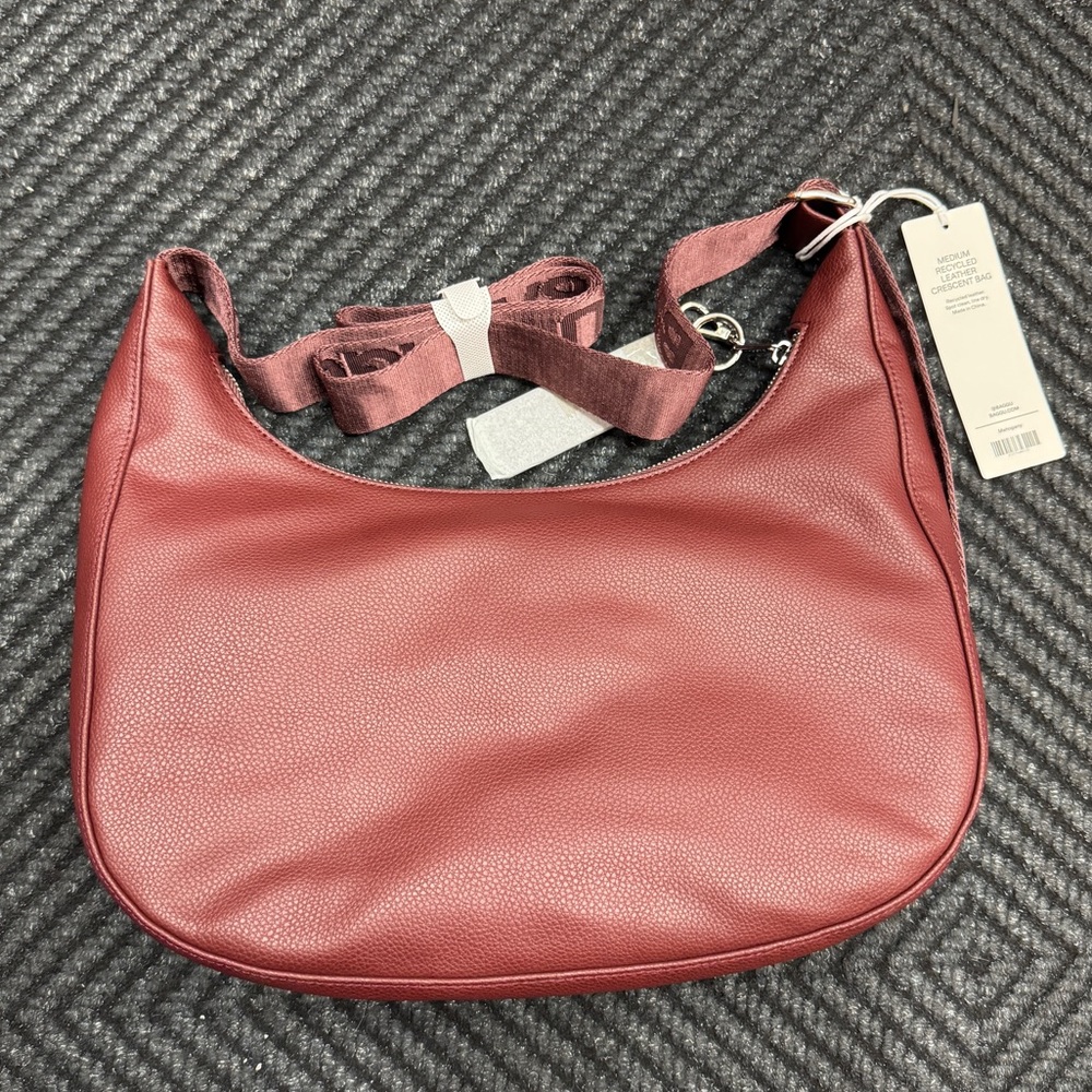 NEW BAGGU Leather Medium Crescent Bag Mahogany - Picture 5 of 6